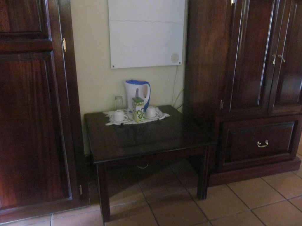 The Woodsman Bed And Breakfast Саби Номер фото